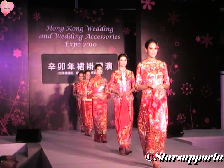 20101106 Hong Kong Wedding and Wedding Accessories Expo - 鴻運繡莊 裙褂專門店: 辛卯年裙褂預演 @ 香港會議展覽中心 HKCEC (video)